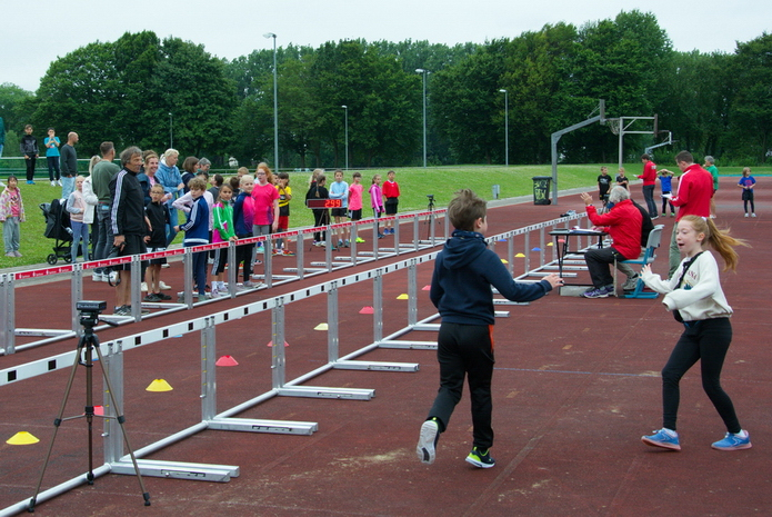 Stadtwerke Soest-LAZ-Grundschul-Sprintcup - gemeinsame Freude